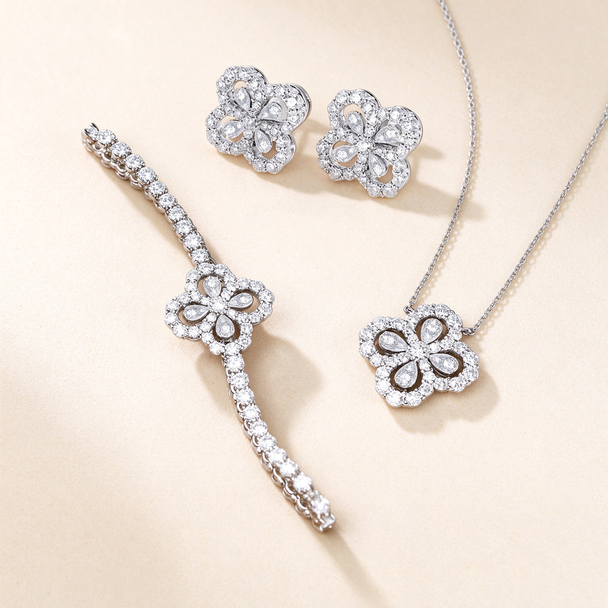 Clover halo lab-grown diamond jewelry set with necklace, earrings and bracelet