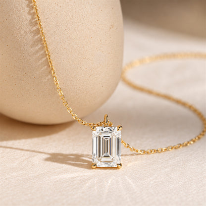 DANFÉE emerald-cut lab-grown diamond necklace — 3.jpg