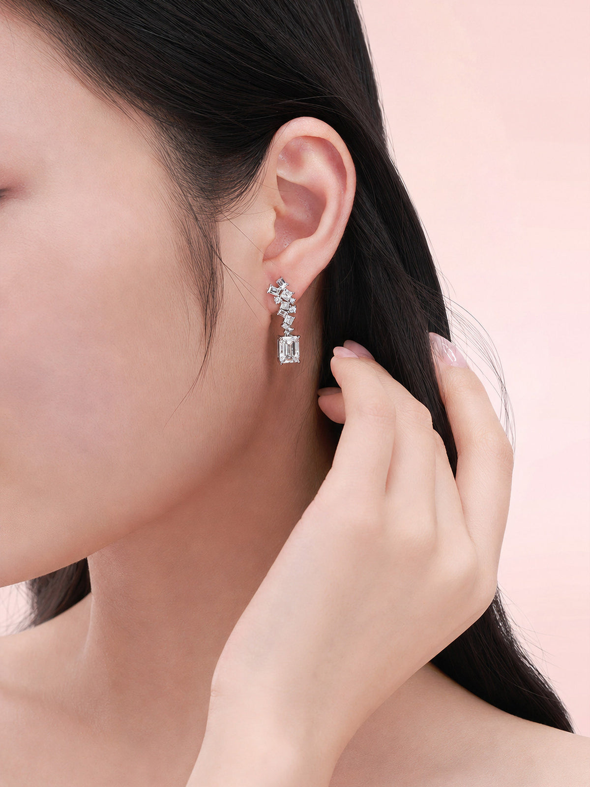 Céleste Cascade Emerald-Cut Lab-Grown Diamond Drop Earrings in PT950 Platinum | D-E | VS