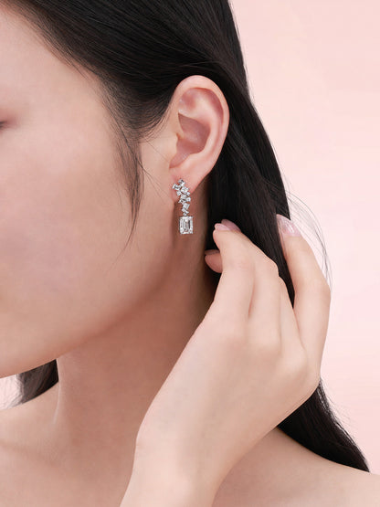 Céleste Cascade Emerald-Cut Lab-Grown Diamond Drop Earrings in PT950 Platinum | D-E | VS