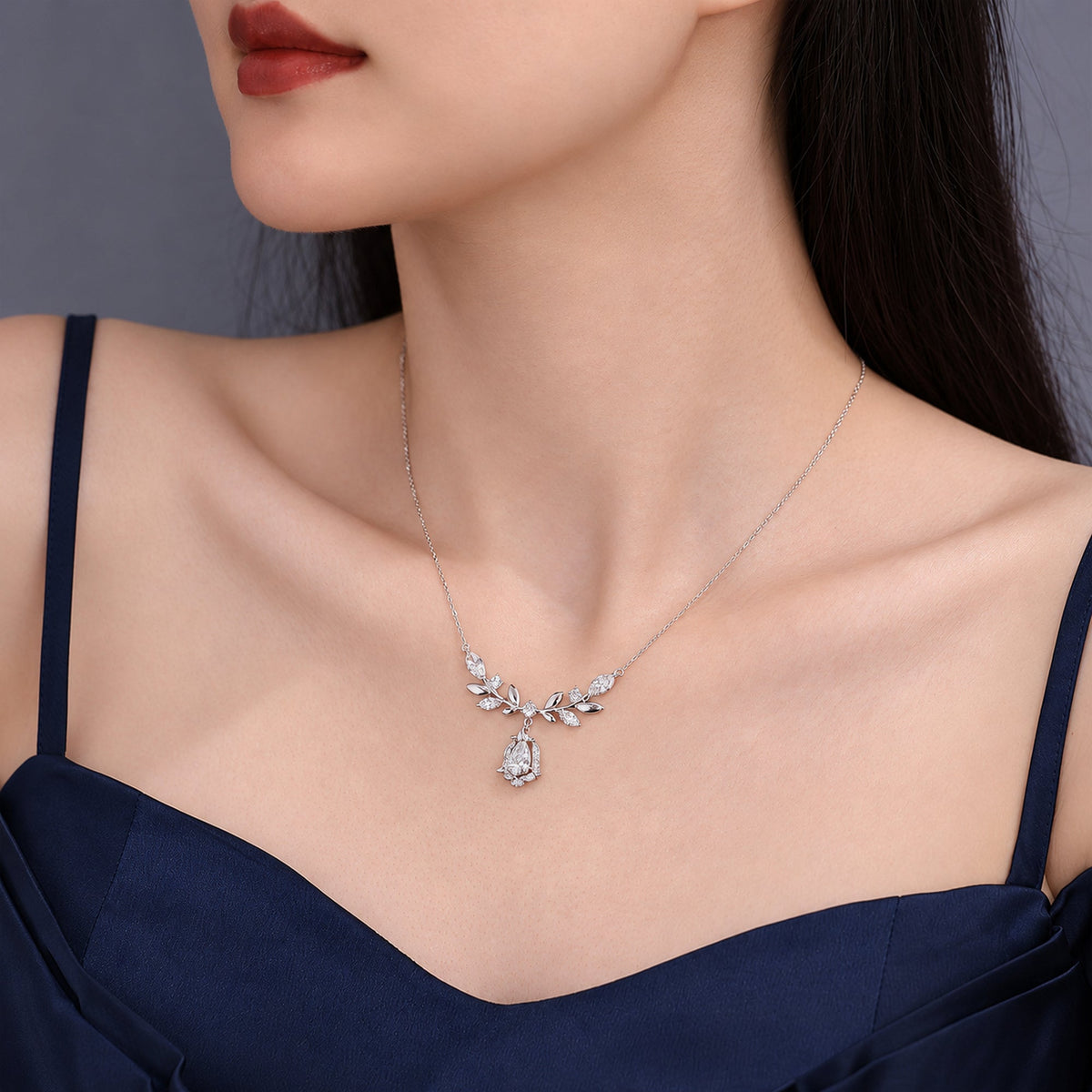 9.jpg | DANFÉE Laurel Goddess lab-grown diamond necklace