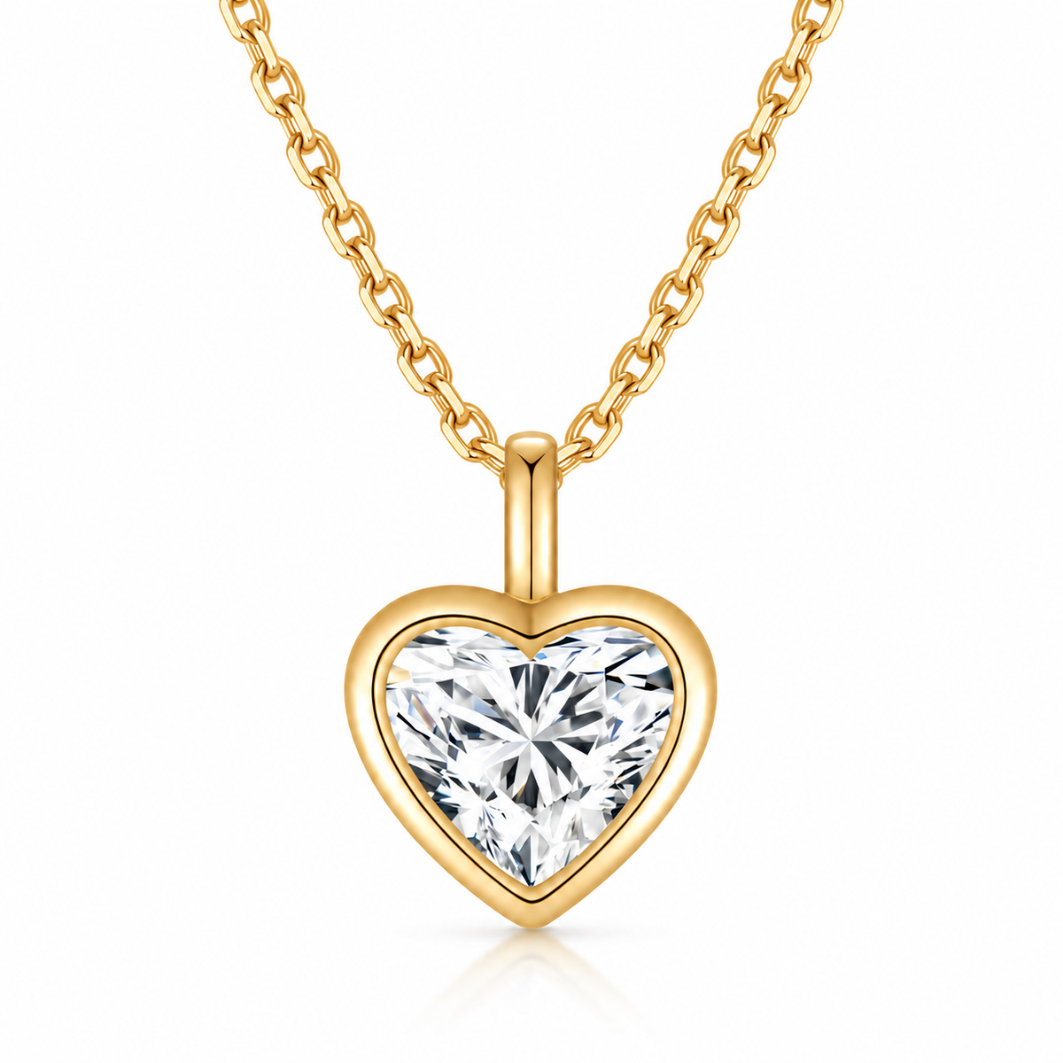 DANFÉE heart bezel lab-grown diamond necklace in 18K yellow gold, white background