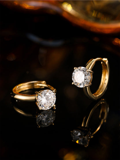 DANFÉE Étoile Solitaire round lab-grown diamond huggie earrings, lifestyle, 1 carat total, D-E VS