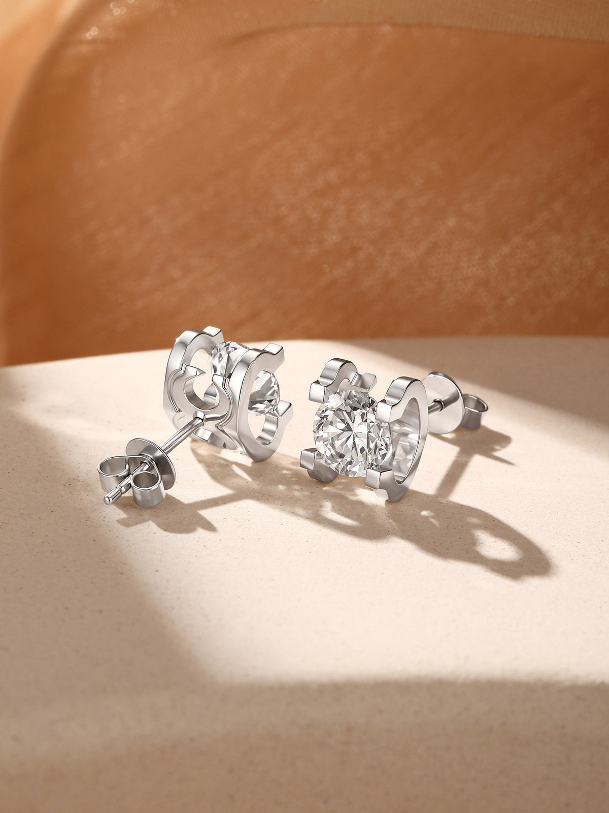 Lab-grown diamond solitaire stud earrings with 18K gold butterfly backs