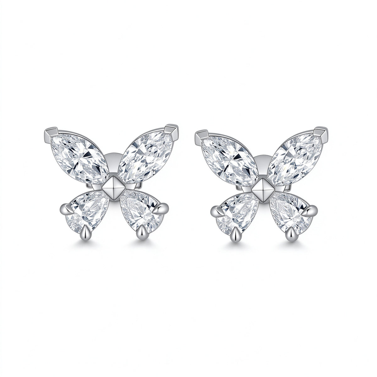 DANFÉE Papillon butterfly lab-grown diamond stud earrings in PT950 platinum, white background