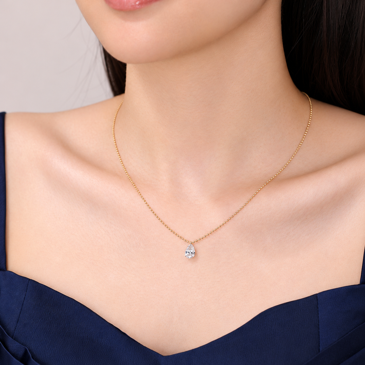 DANFÉE pear lab-grown diamond bead-chain necklace — model view, source 1 主图-04.jpg