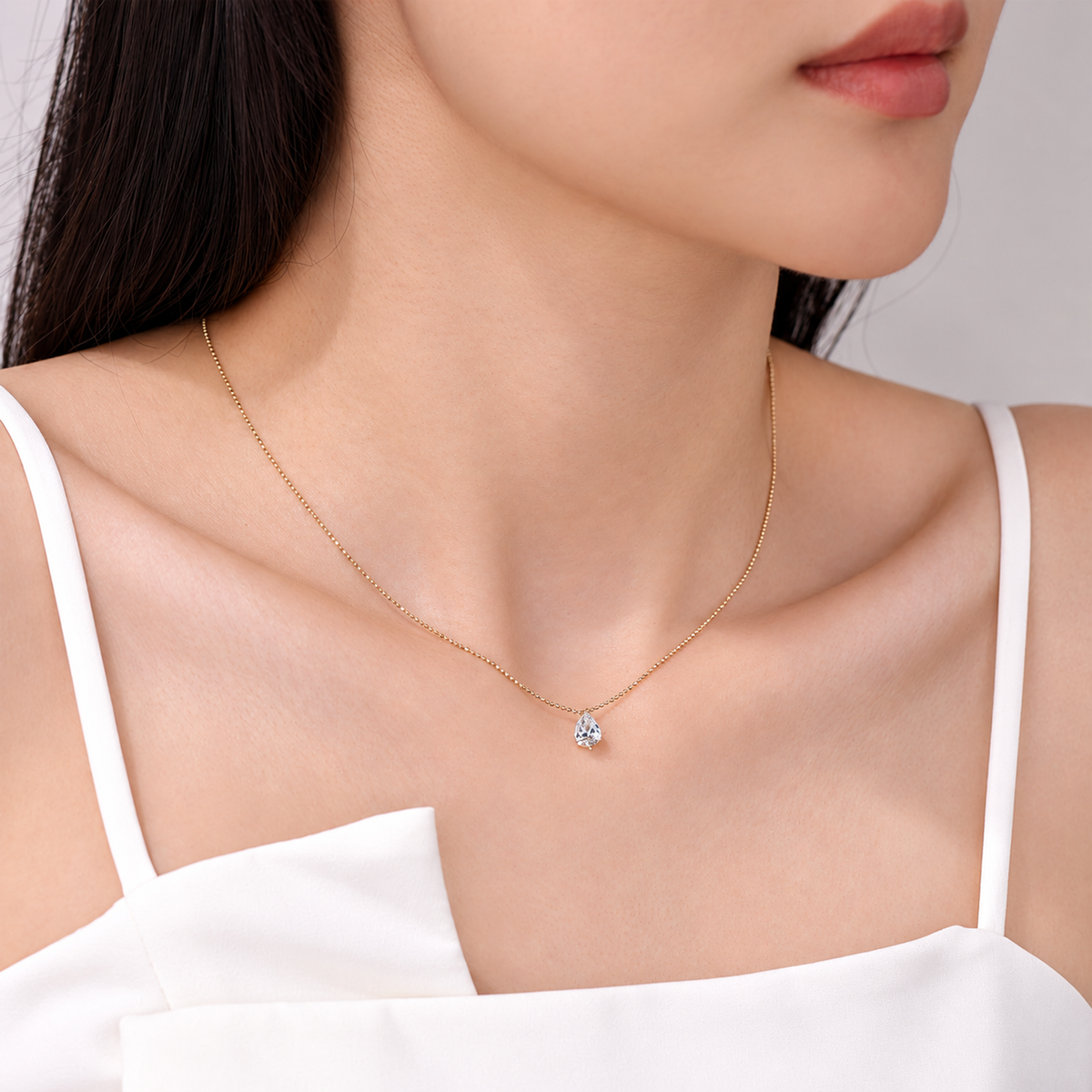 DANFÉE pear lab-grown diamond bead-chain necklace — model view, source 3 主图-04.jpg