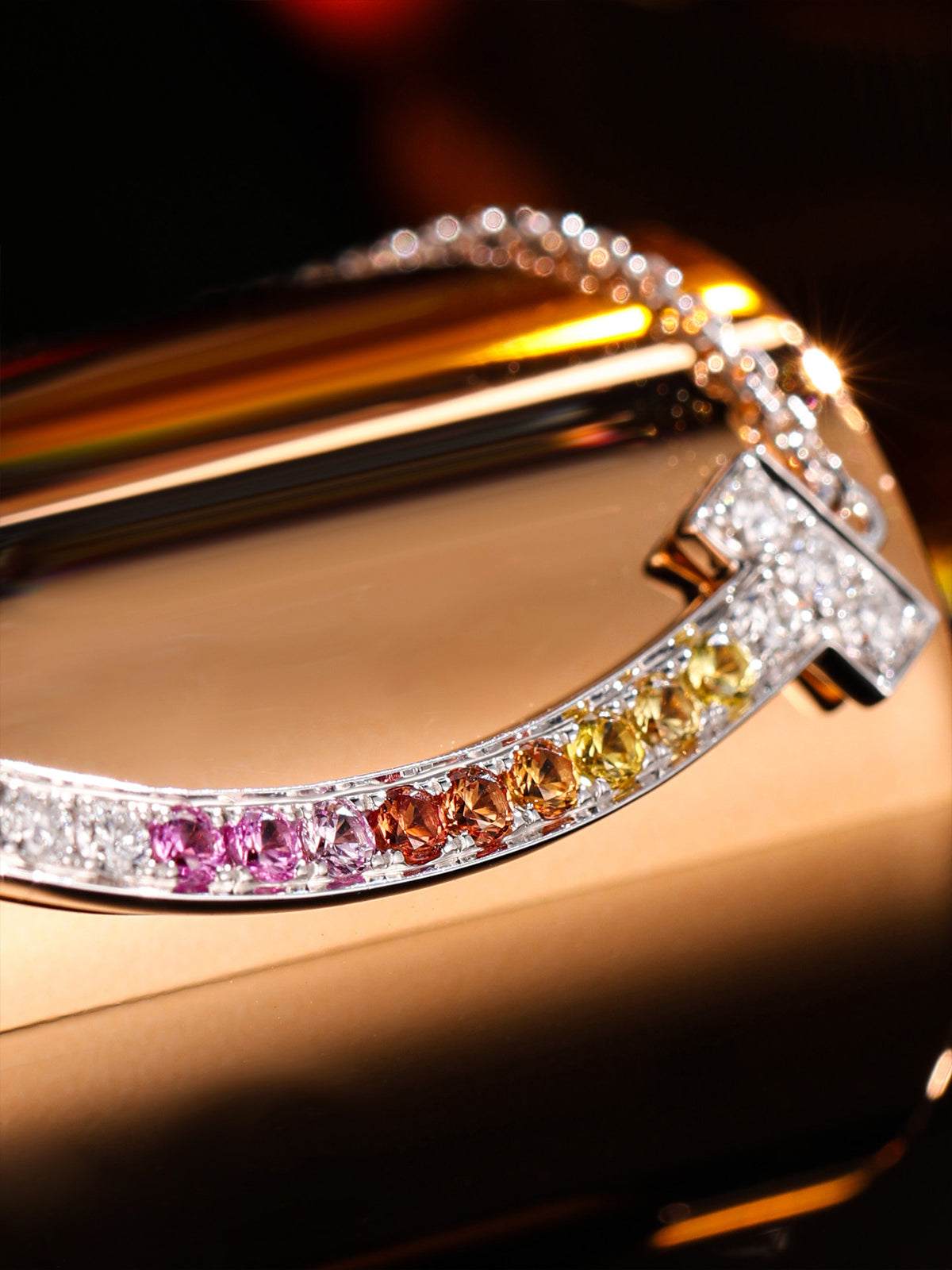 DANFÉE Rainbow Smile necklace, close-up of gradient gemstones and diamonds