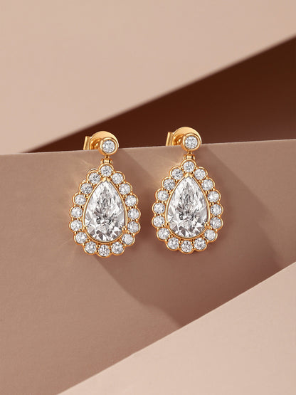18K yellow gold pear-cut lab-grown diamond halo earrings, D-E colour, VVS clarity