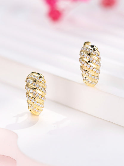 Torsade 18K yellow gold diamond huggie earrings with alternating gold and pavé diamond rows