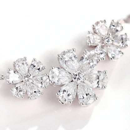 Daisy lab-grown diamond necklace PT950 platinum - detail