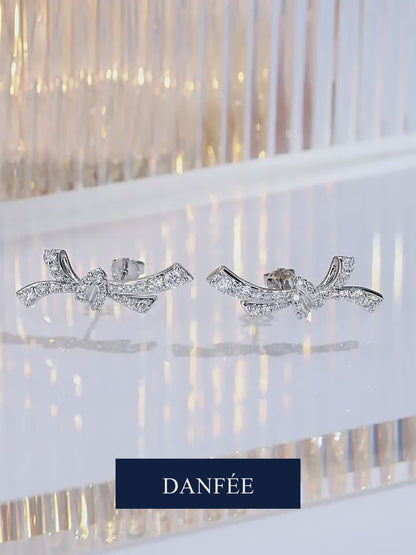 Amour Knot Lab-Grown Diamond Bow Stud Earrings in PT950 Platinum | 0.9 Carat Total | D-E | VS