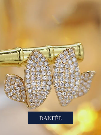 Feuille Pavé Leaf Lab-Grown Diamond Stud Earrings in 18K Gold | 1.4 Carat Total | D-E | VS