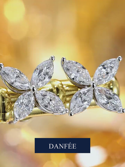 Trèfle Marquise Lab-Grown Diamond Clover Stud Earrings in PT950 Platinum | 1.2 Carat Total | D-E | VS